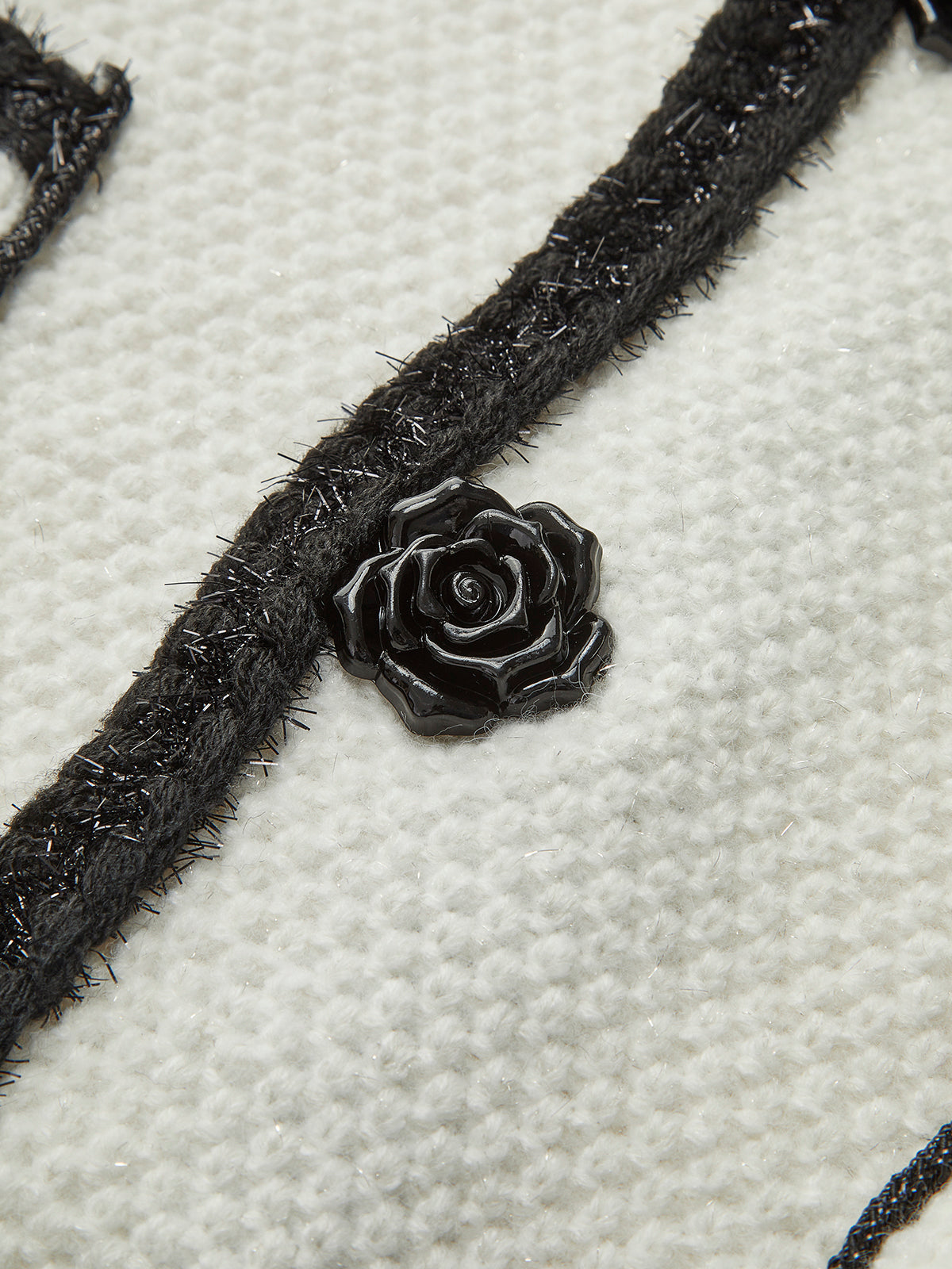 Contrast Trim Flower Decor Cardigan-Chicvia