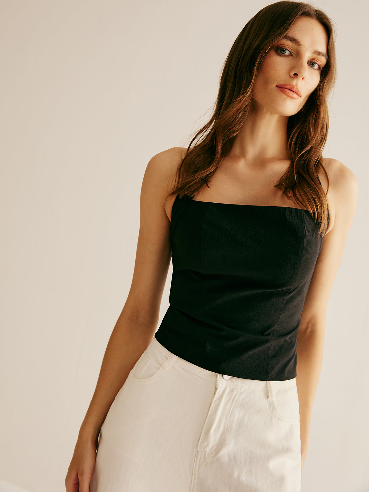 Plain Piping Halter Top-Chicvia