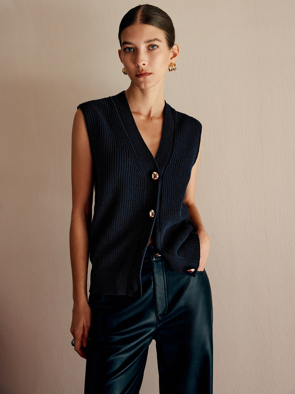 Cotton Blends Ribbed Sweater Vest-Chicvia