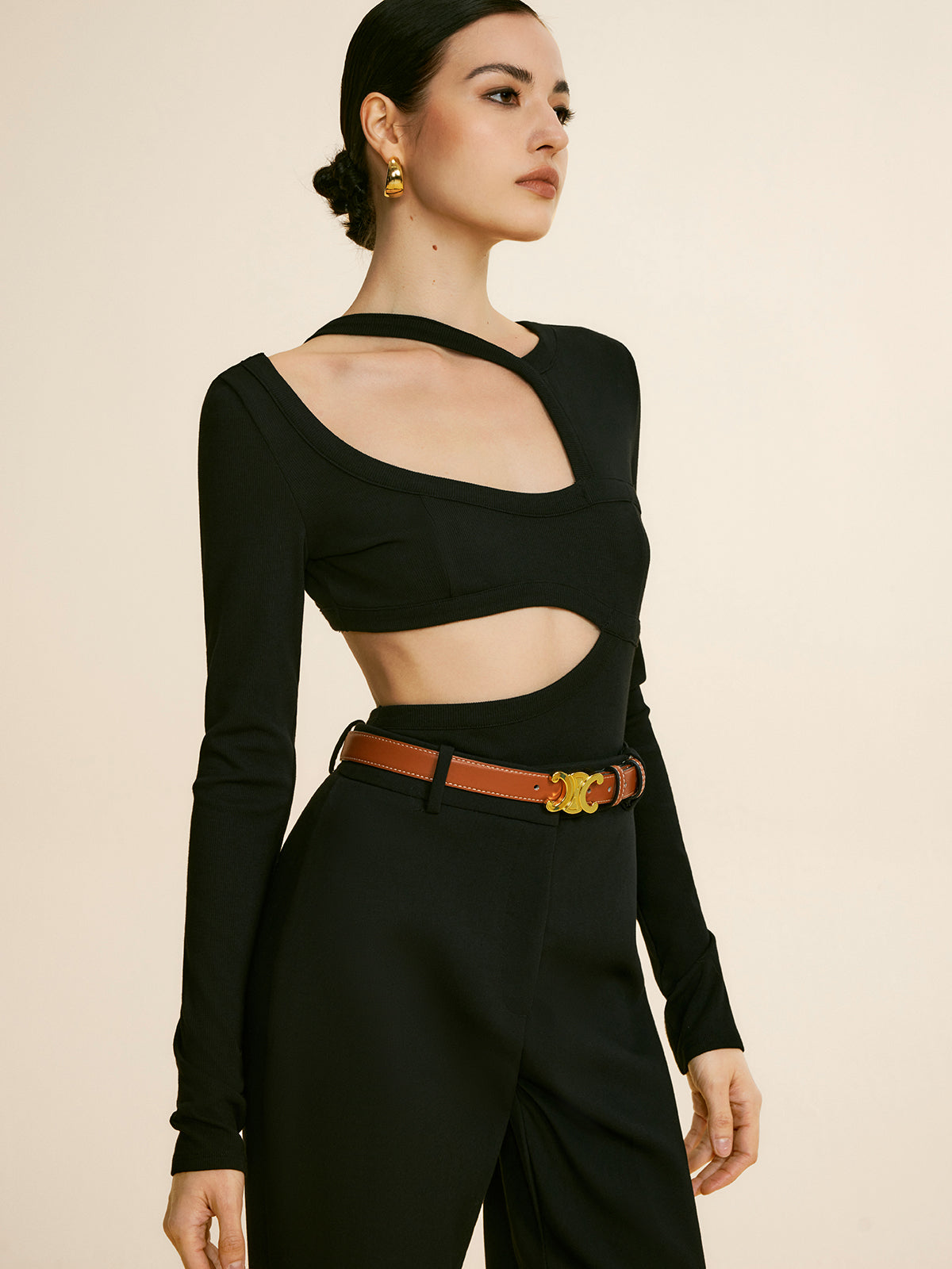 Cutout Piping Plain T-Shirt-Chicvia