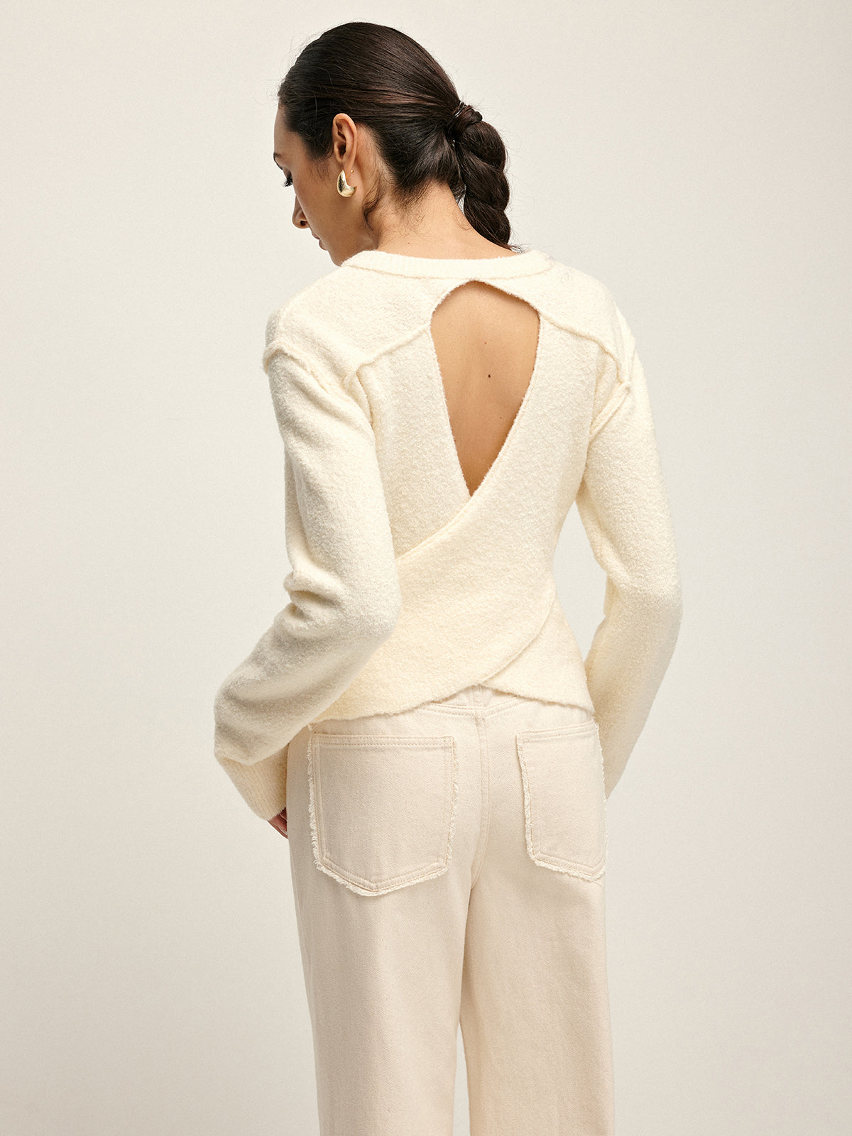 Plain Cutout Cozy Knit Top-Chicvia