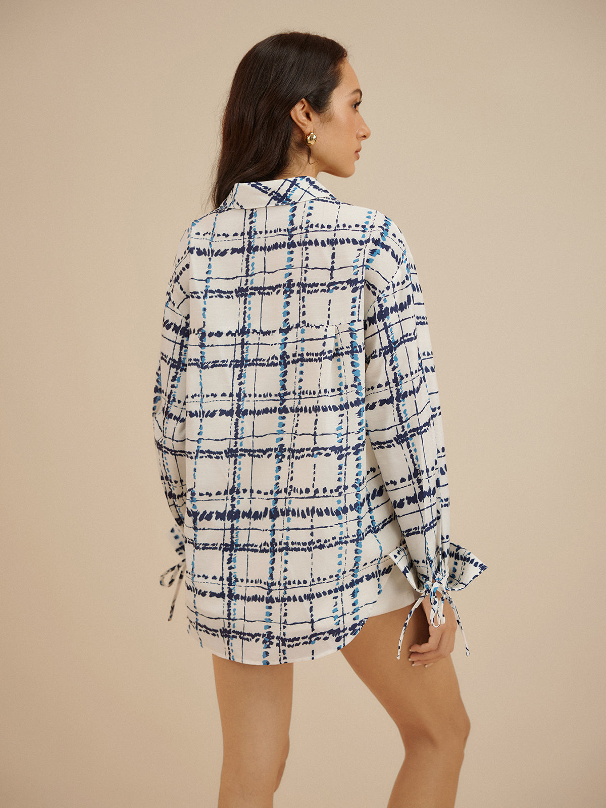Oversized Lapel Plaid Printed Pockets Shirt-Chicvia