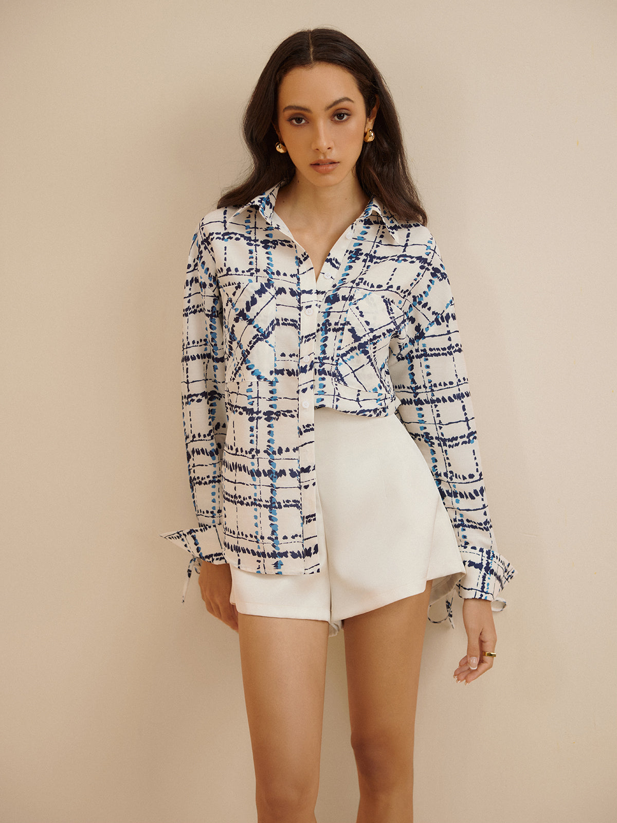 Oversized Lapel Plaid Printed Pockets Shirt-Chicvia