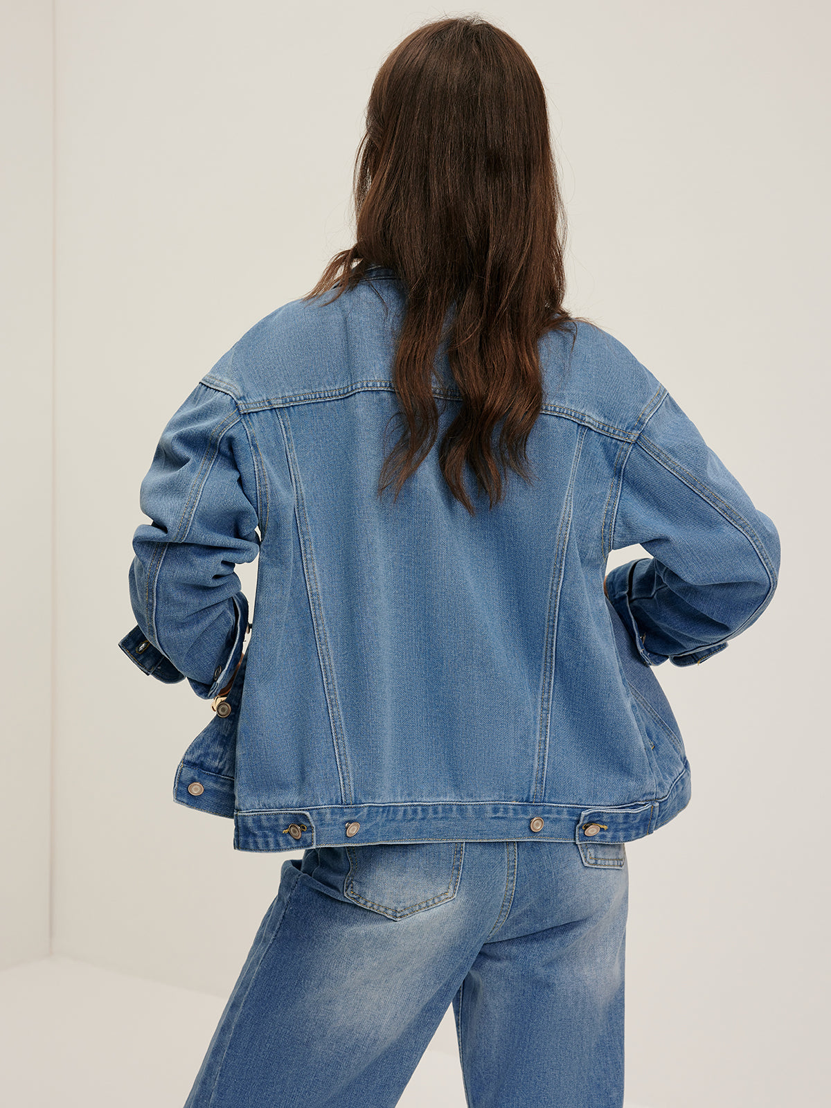 Lapel Pockets Denim Jacket-Chicvia