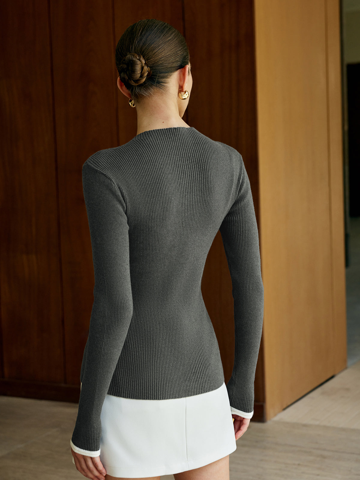 Plain Button Knit Cardigan-Chicvia