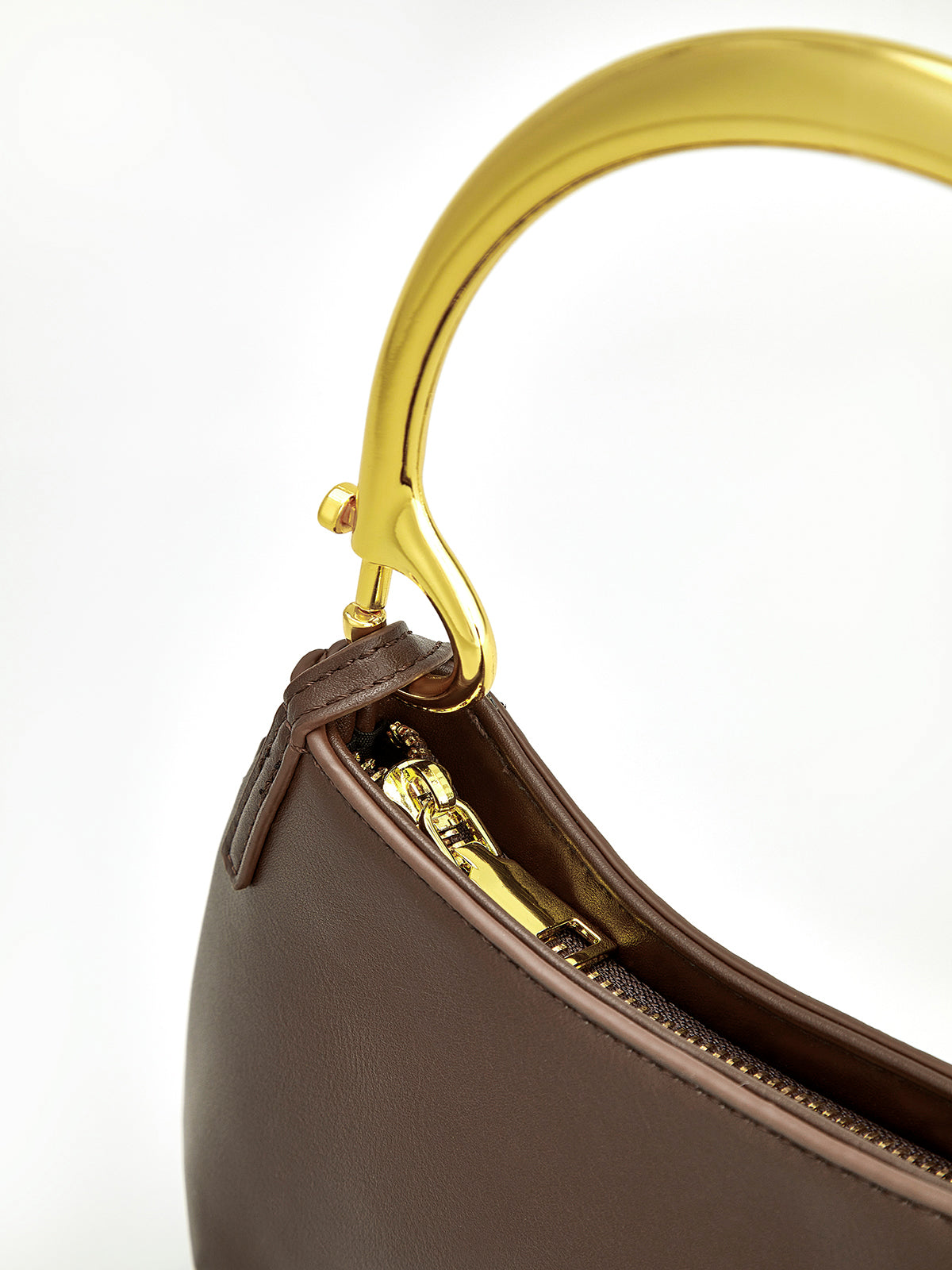 Metal-Handle Zipper Armpit Bag-Chicvia