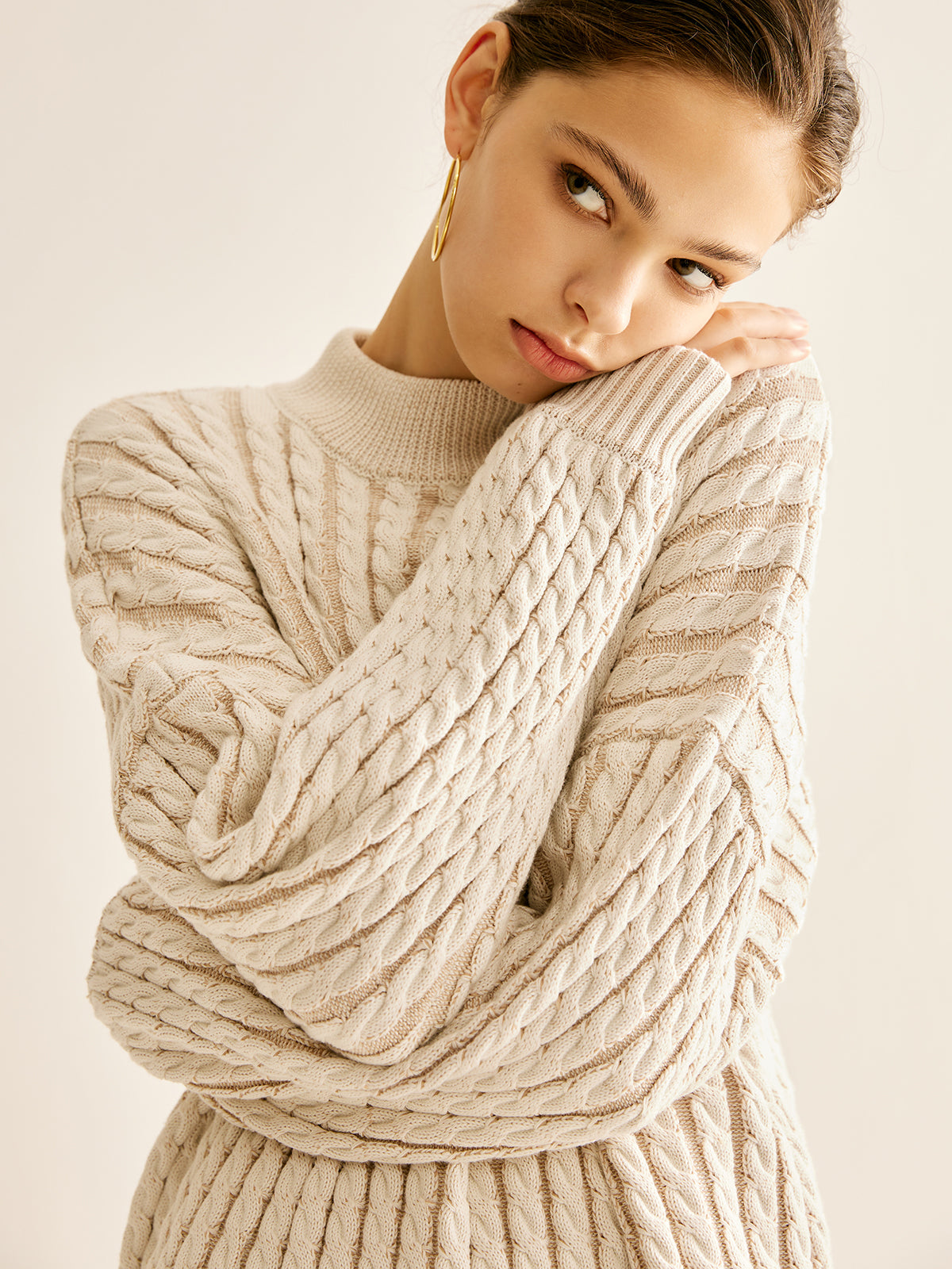 Minimalist Plain Cable Sweater-Chicvia