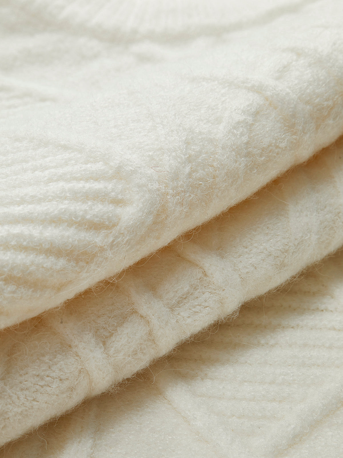 Crew Neck Plain Cable Sweater-Chicvia