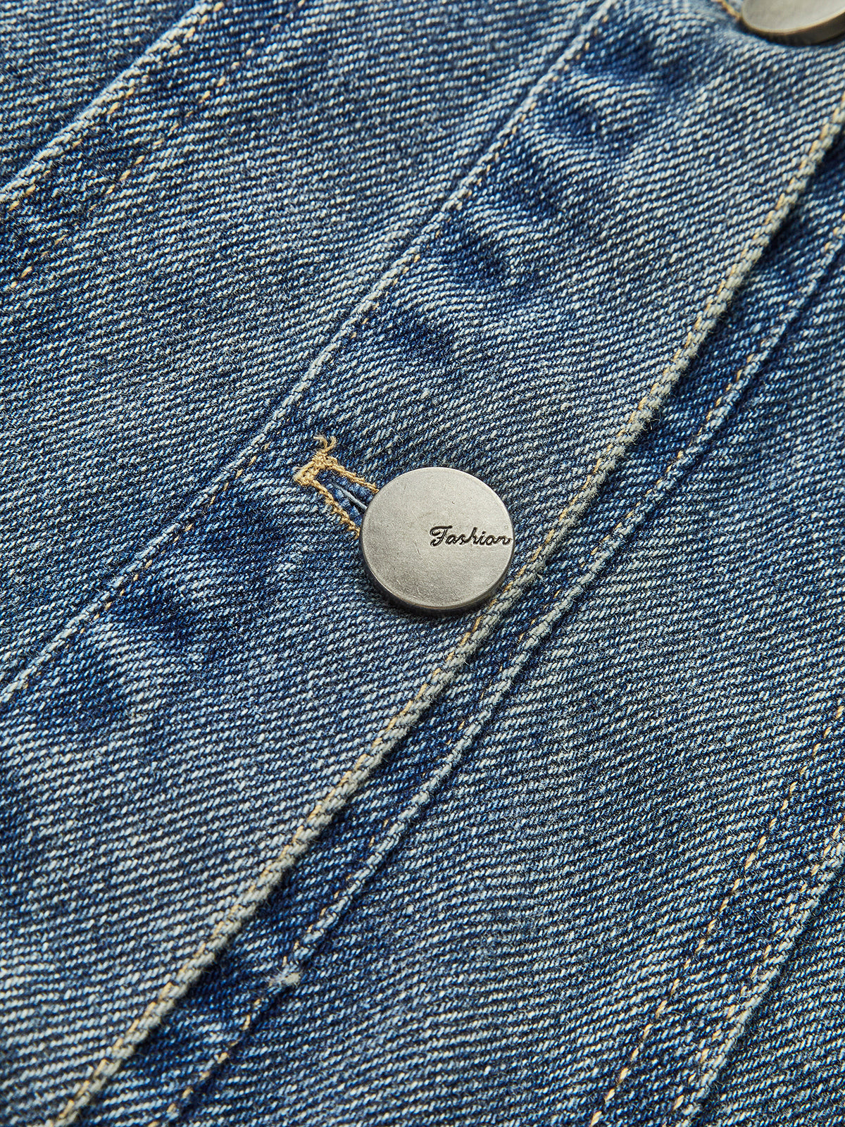 Contrast Collar Piping Denim Jacket-Chicvia