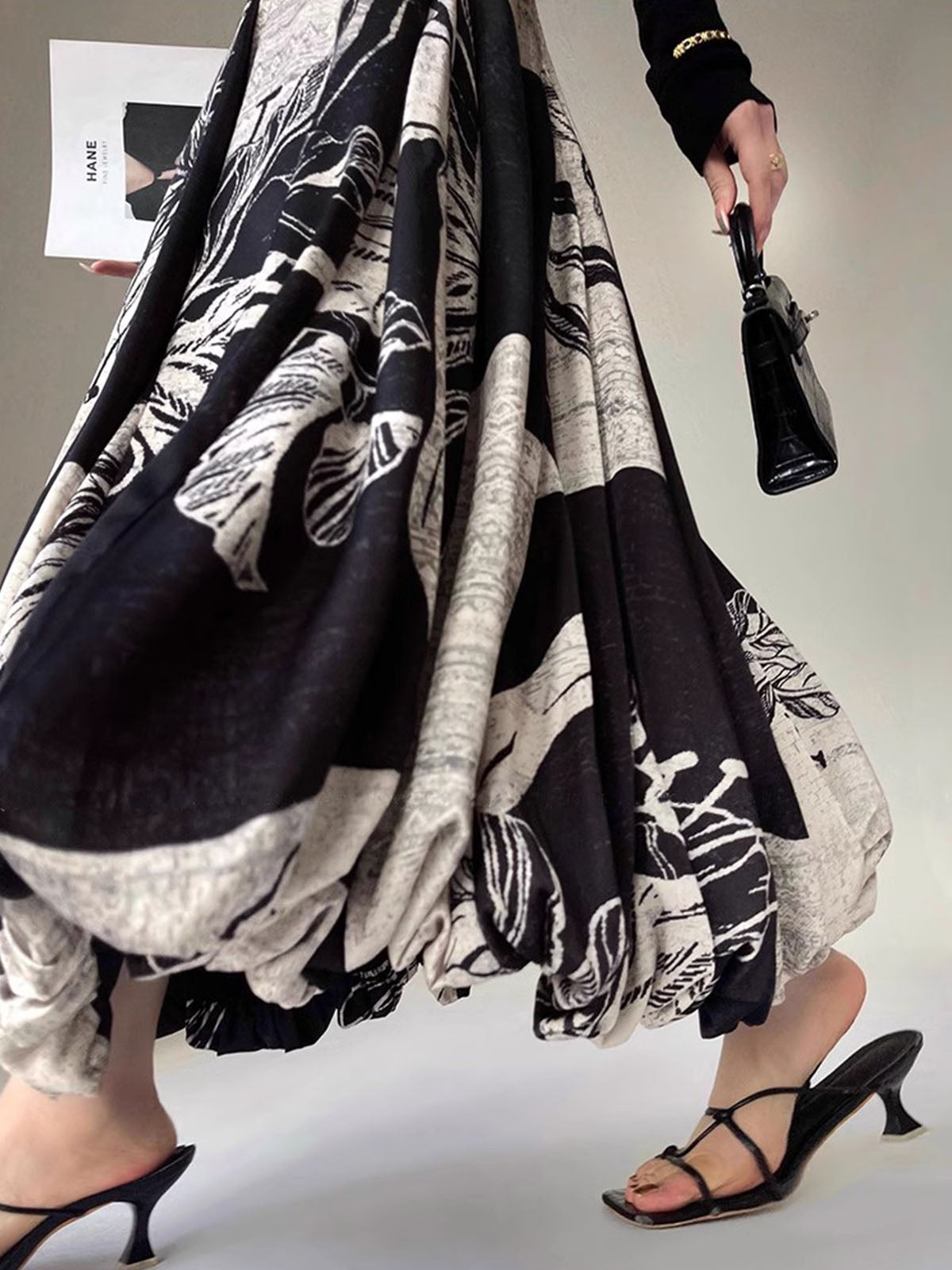 Bud Waist Side-Zipper Midi Skirt-Chicvia