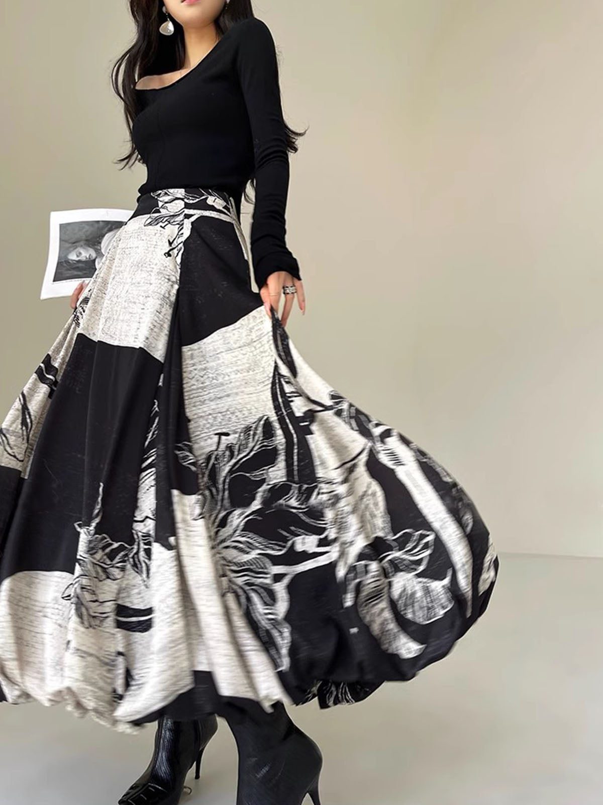 Bud Waist Side-Zipper Midi Skirt-Chicvia