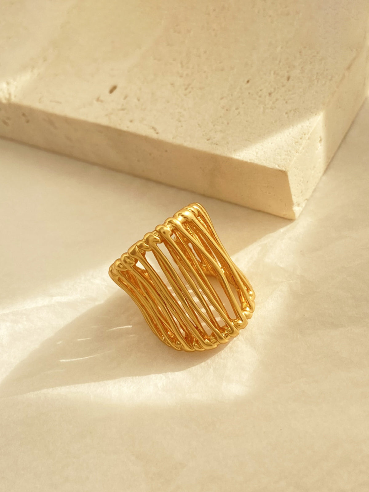 C-Shape Golden Fence Open Ring-Chicvia