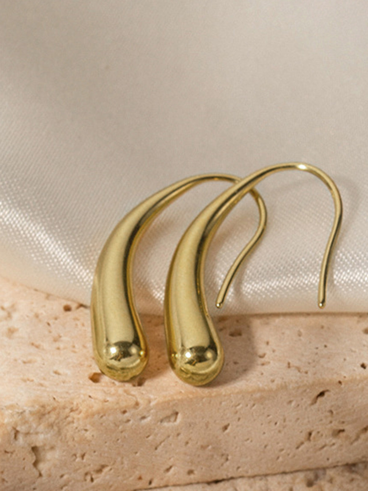 Elegant Water Drop Earrings-Chicvia