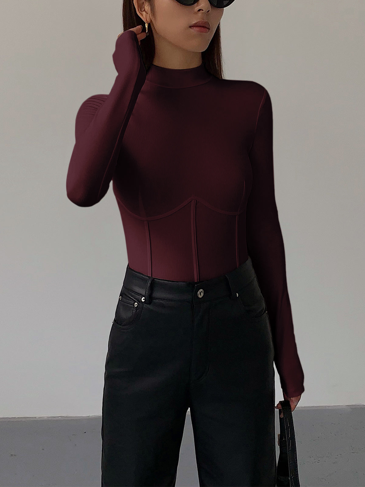 Mock Neck Piping Slim T-Shirt-Chicvia