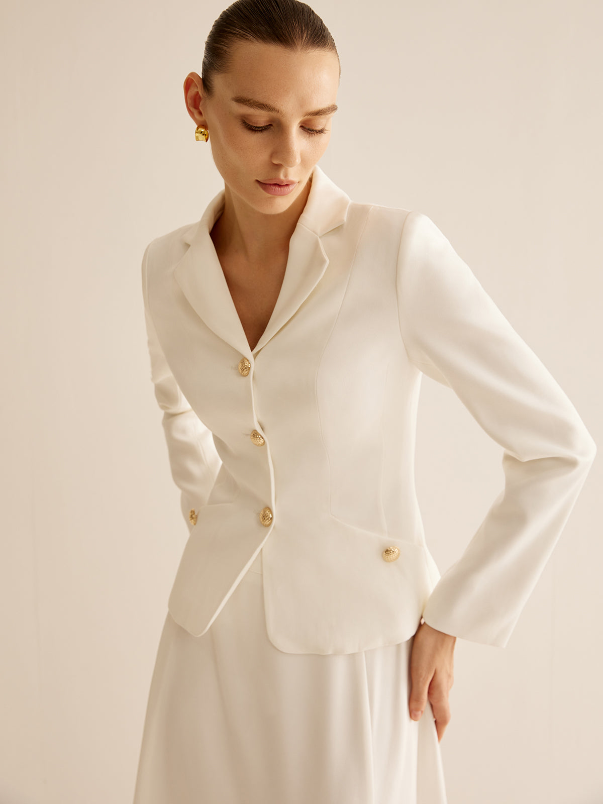 Elegant Metal-Button Blazer-Chicvia