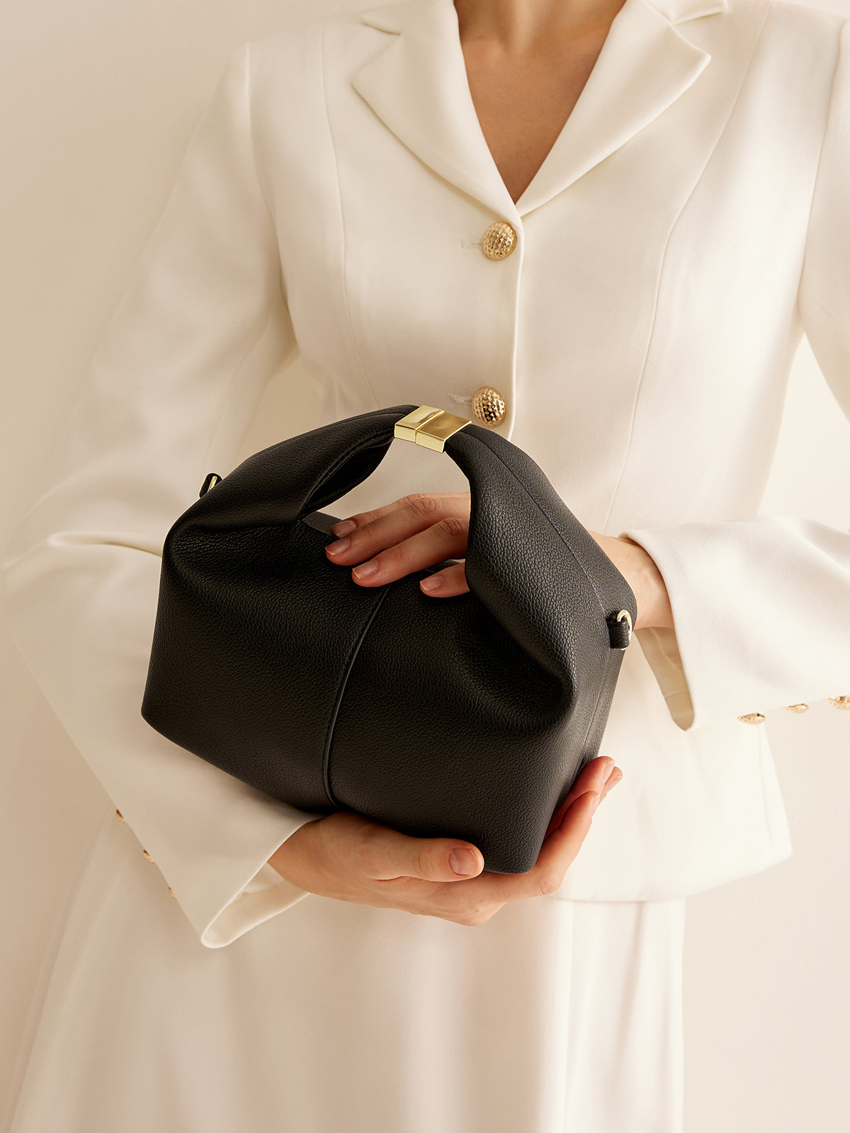 Metal-Detail Top Handle Rounded Bag-Chicvia