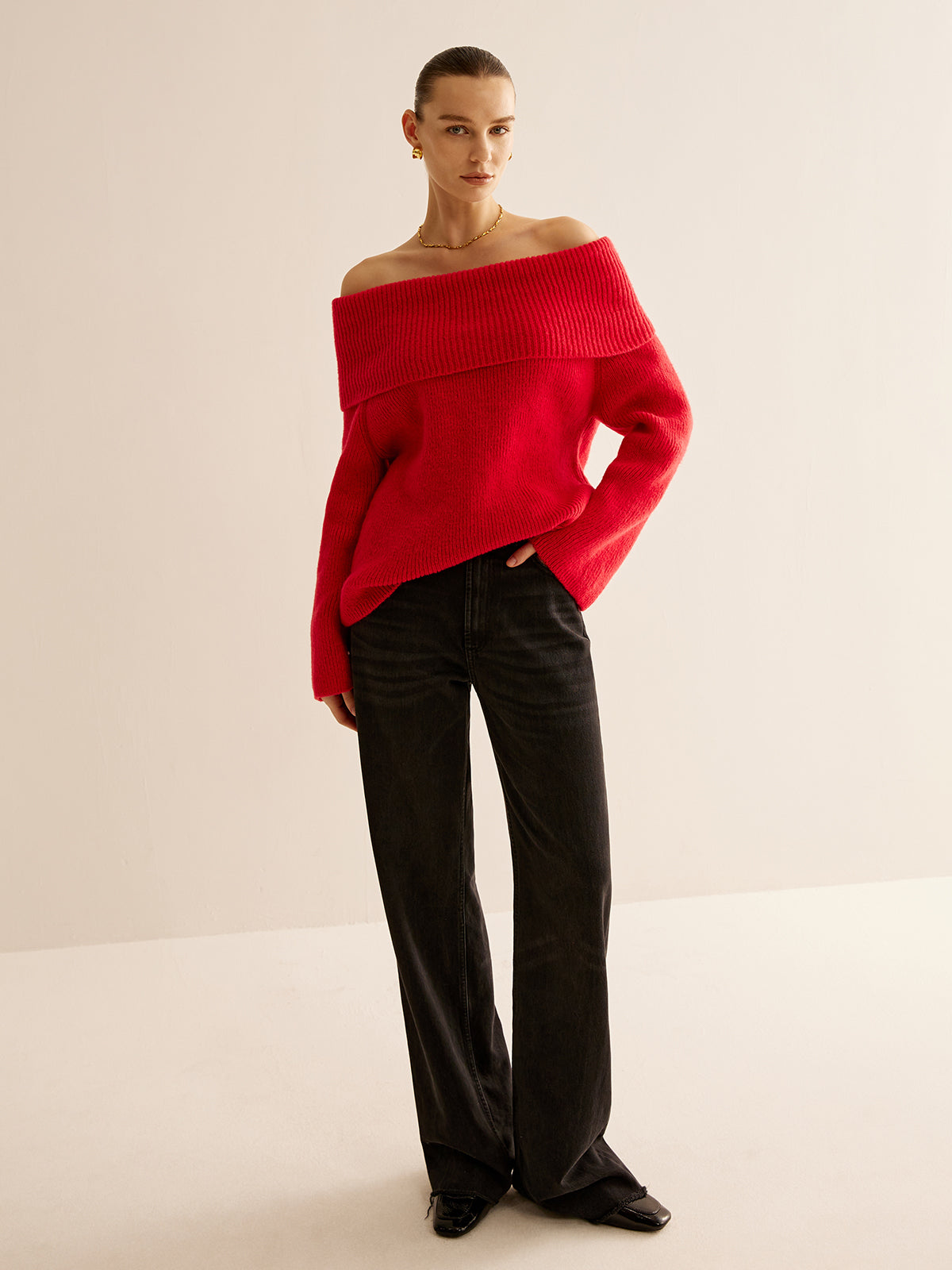Off-Shoulder Ribbed Sweater-Chicvia
