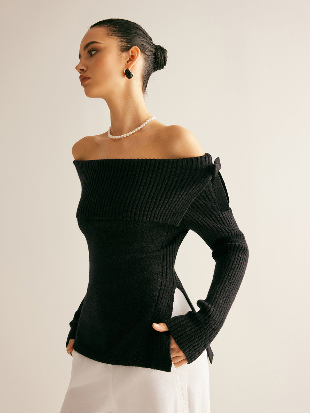 Off-Shoulder Ribbed Bow Slit Sweater-Chicvia