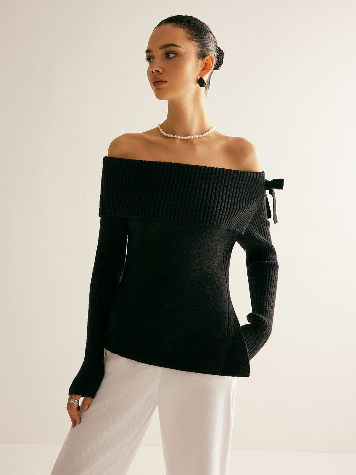 Off-Shoulder Ribbed Bow Slit Sweater-Chicvia