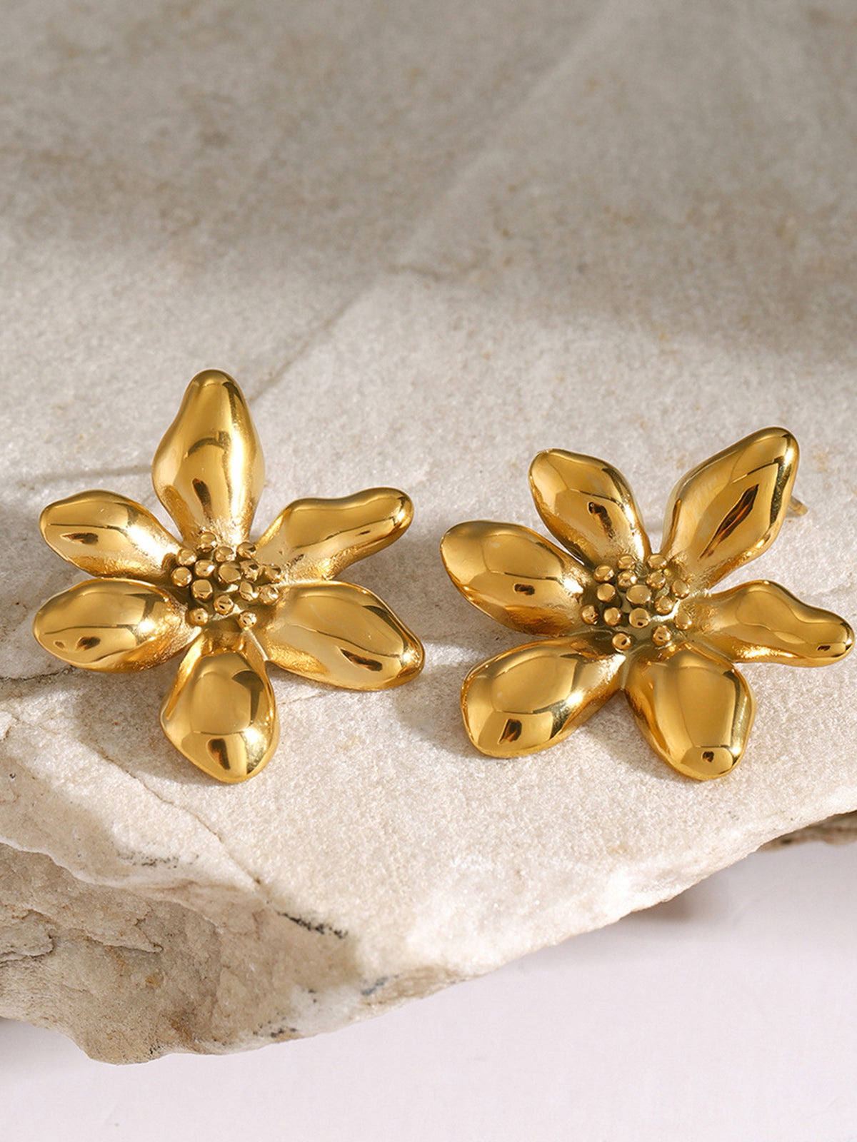 Elegant Irregular Petal Earrings-Chicvia