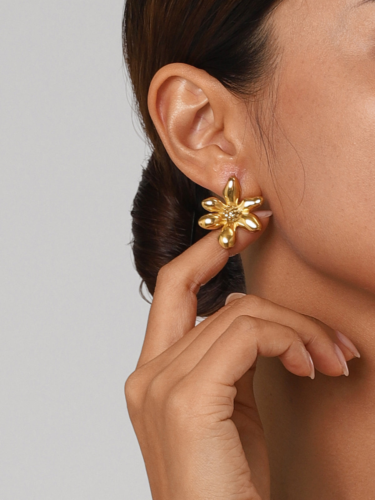 Elegant Irregular Petal Earrings-Chicvia