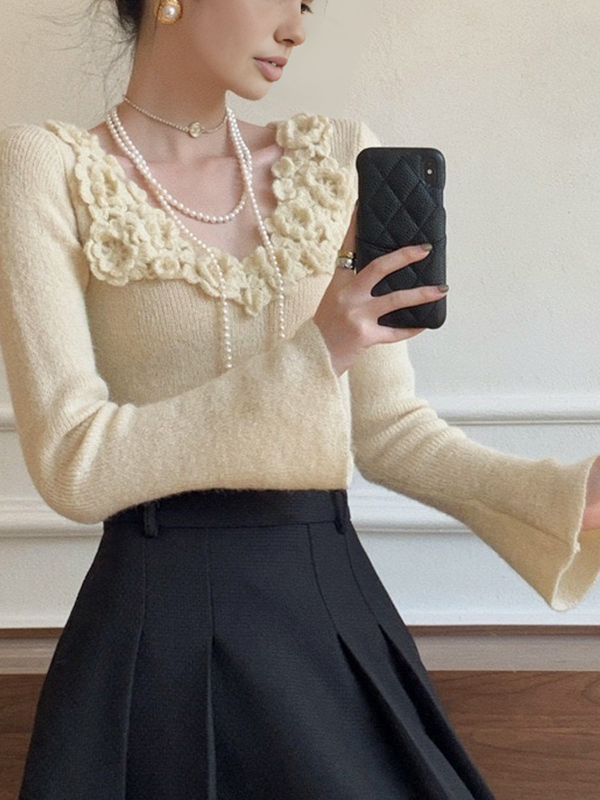 Floral Collar Ribbed Knit Top-Chicvia