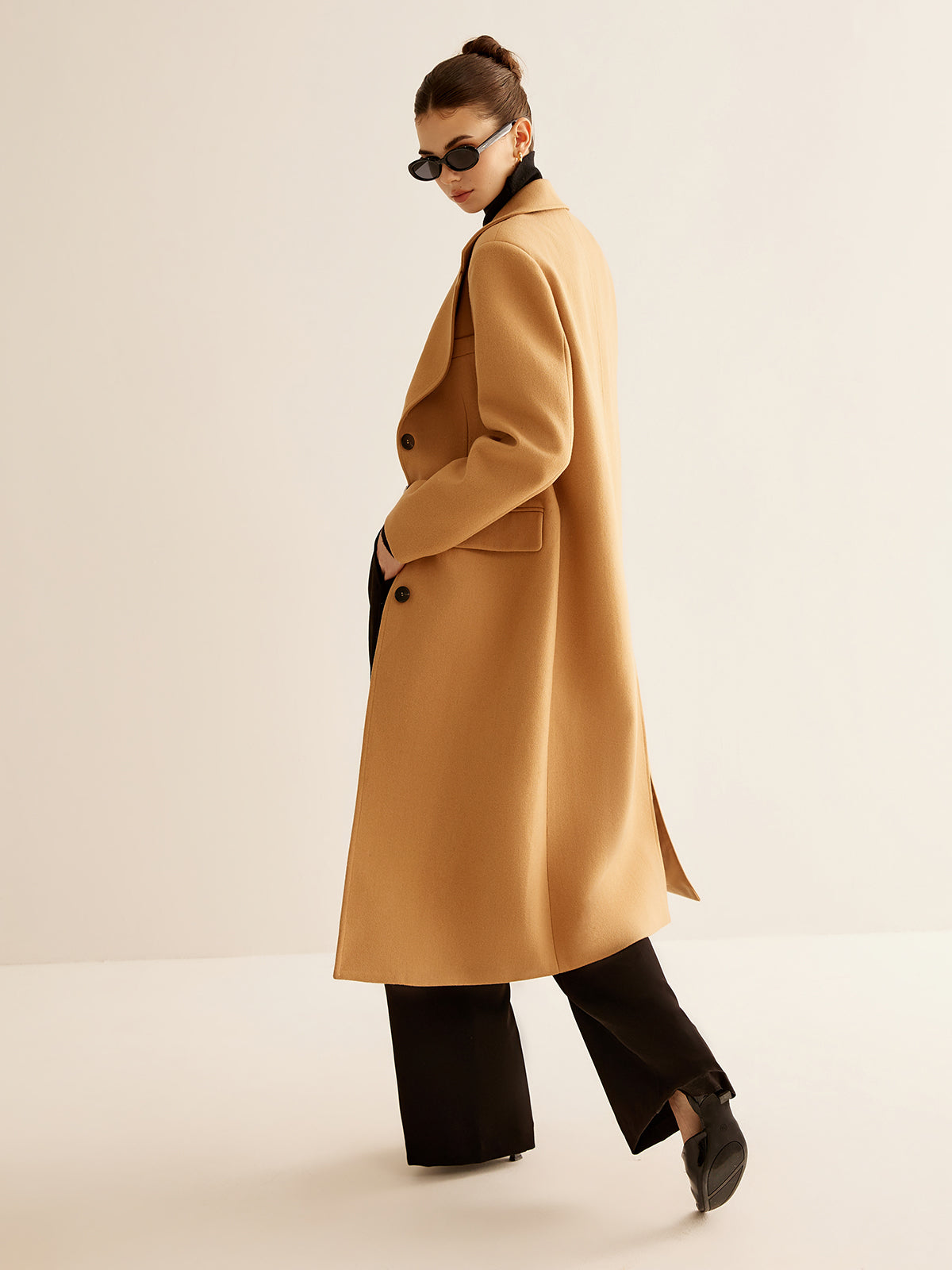 Minimalist Wool-Blend Long Coat-Chicvia