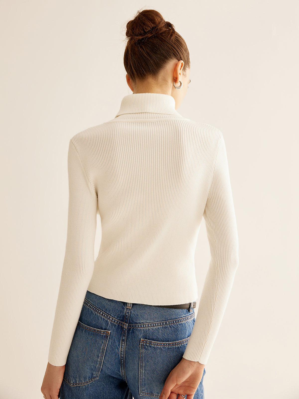 Ribbed Turtleneck Slim Sweater-Chicvia