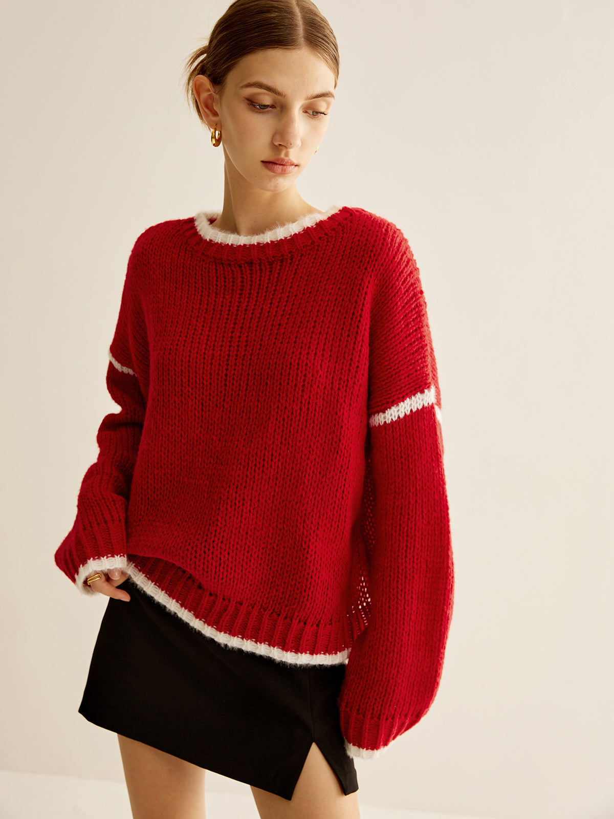 Crew Neck Contrast Binding Sweater-Chicvia