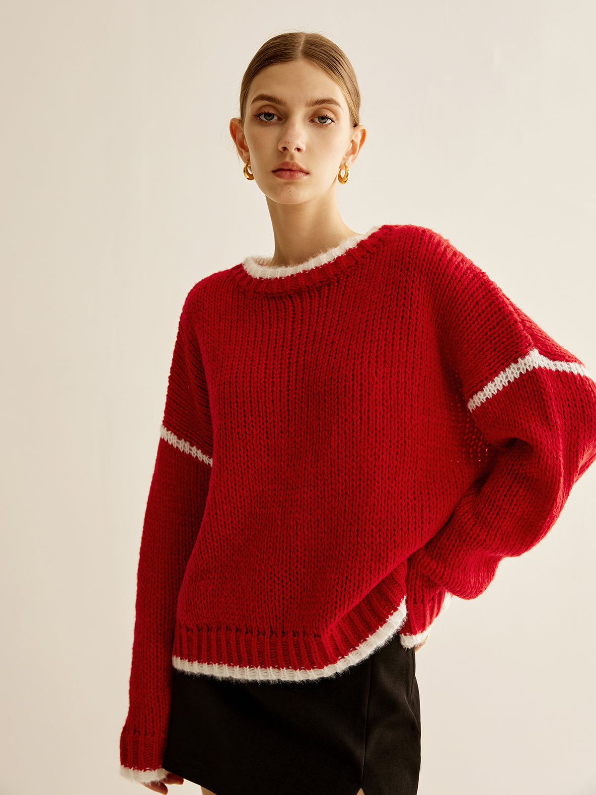 Crew Neck Contrast Binding Sweater-Chicvia