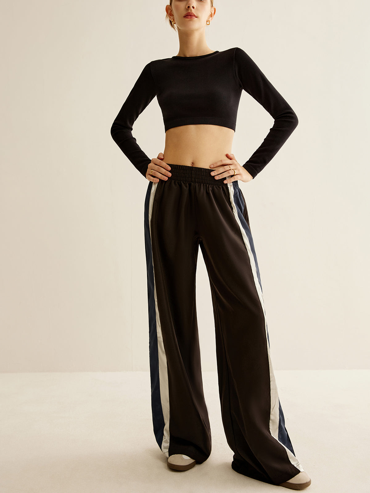 Contrast Side Striped Athleisure Pants-Chicvia