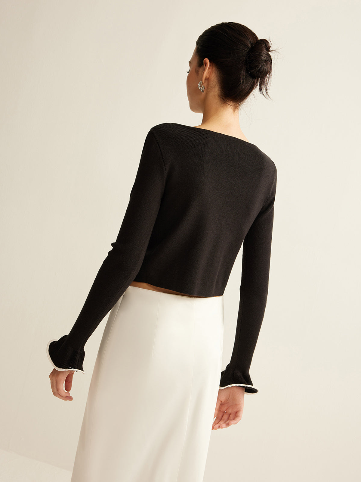 Contrast Ruffle Skinny Cardigan-Chicvia