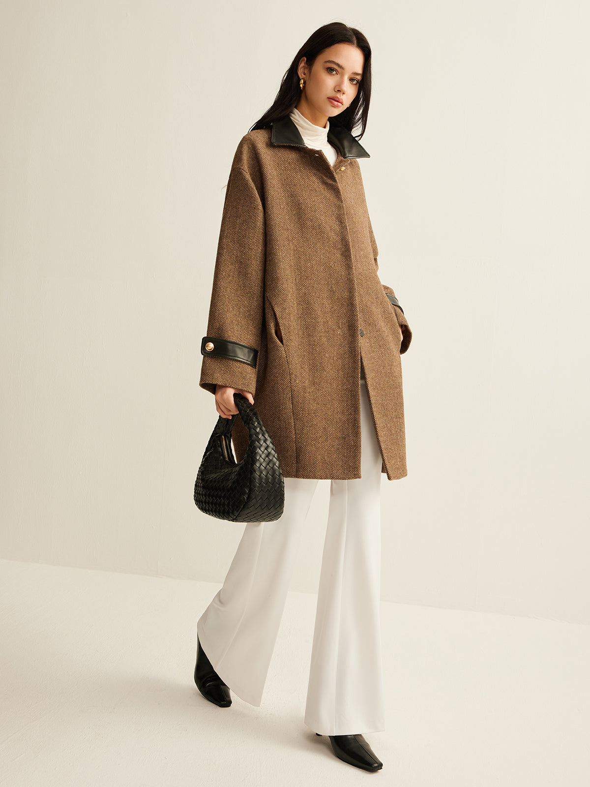 Contrast Collar Button Wool Coat-Chicvia
