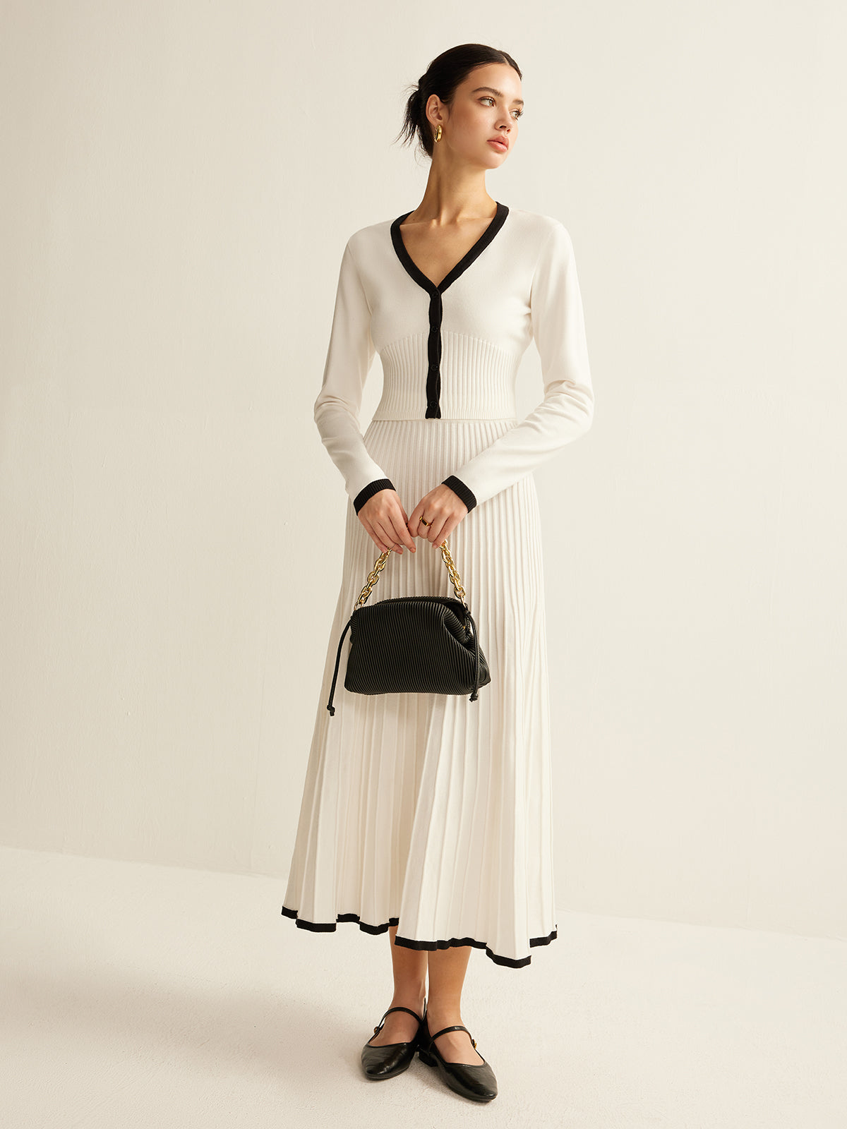 Contrast Trim Pleated Knit Skirt Set-Chicvia