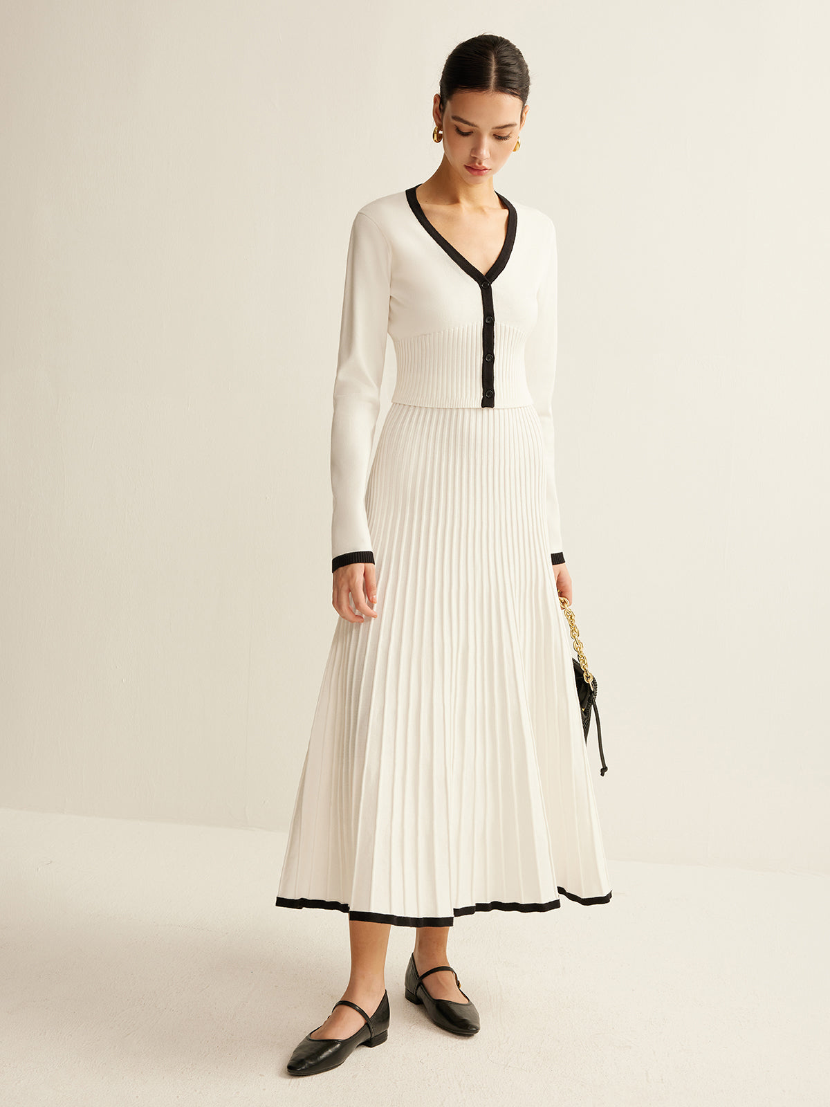 Contrast Trim Pleated Knit Skirt Set-Chicvia