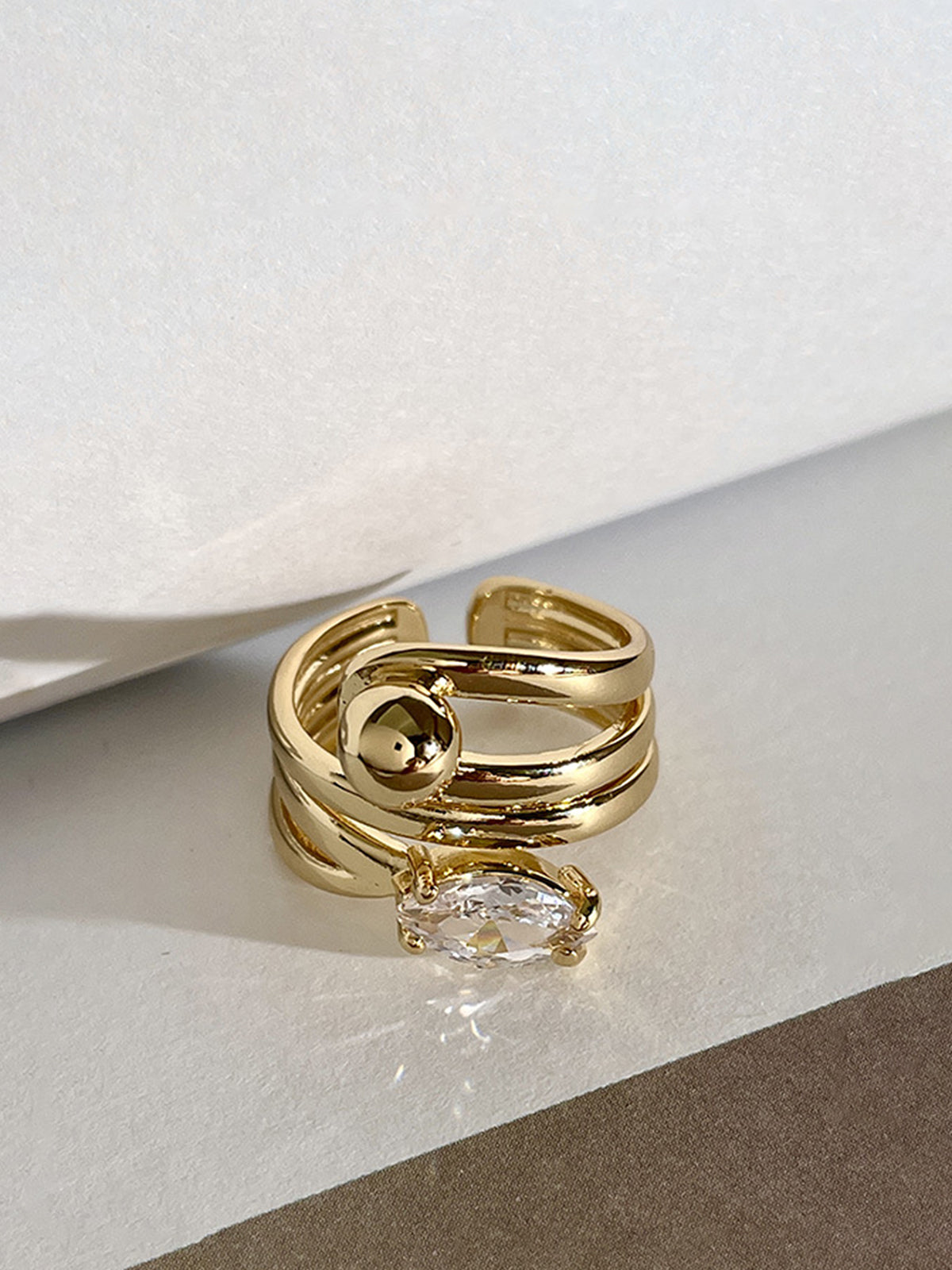 Elegant Twist Ring-Chicvia