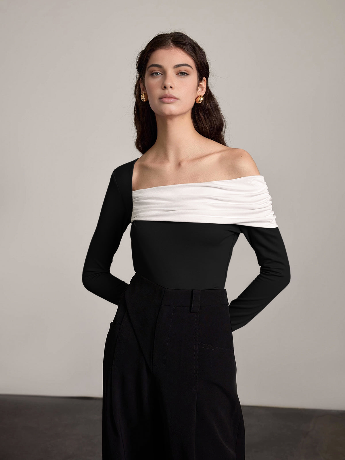 One-Shoulder Ruched Slim Top-Chicvia