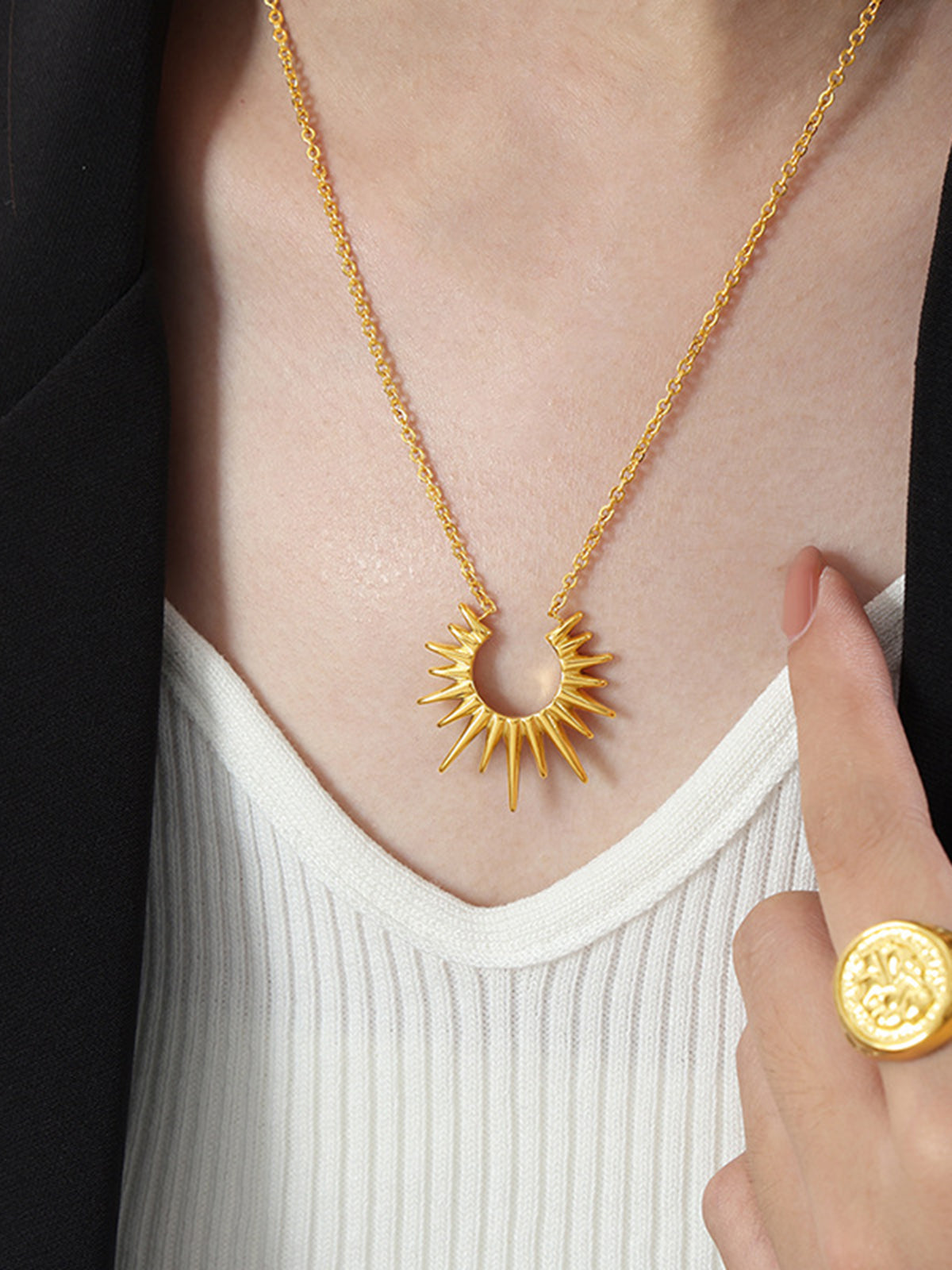 Golden Sunburst Pendant Necklace-Chicvia
