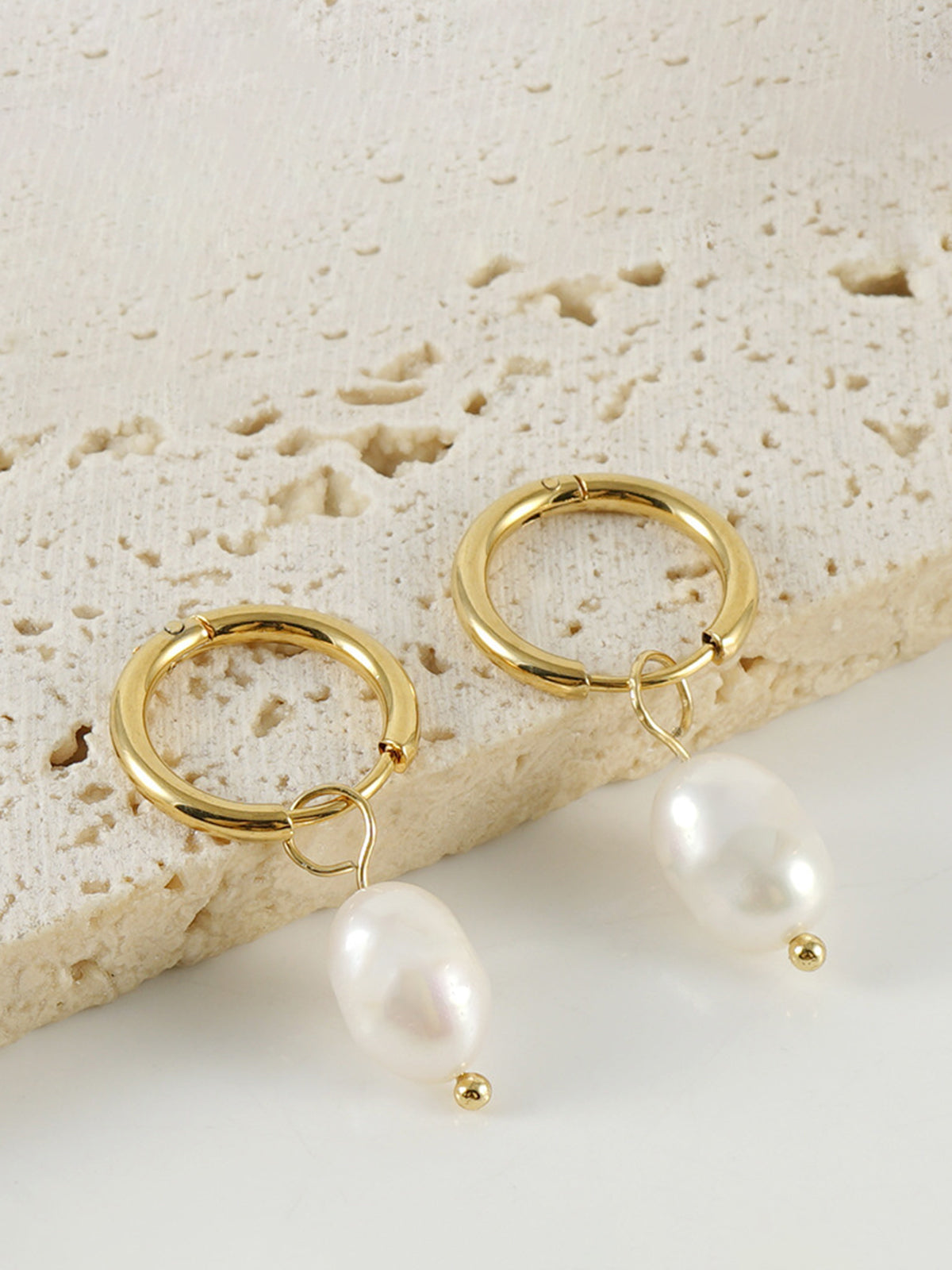 Hoop-Ring Pearl Drop Earrings-Chicvia