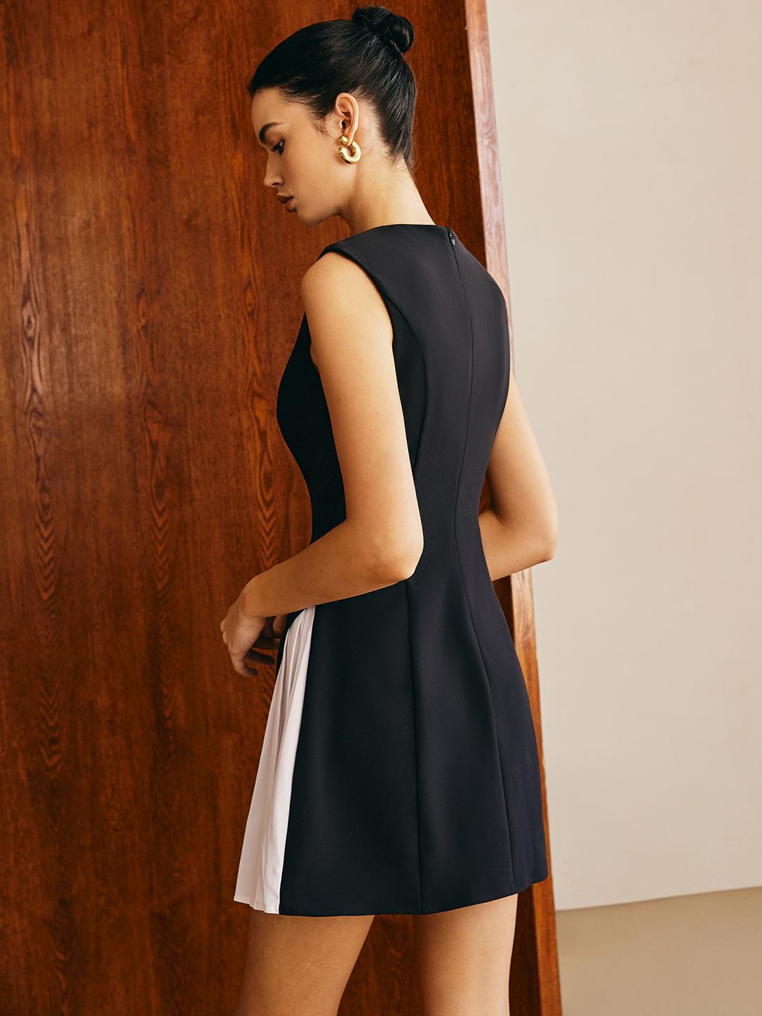 Pleated Panel Tank Dress-Chicvia