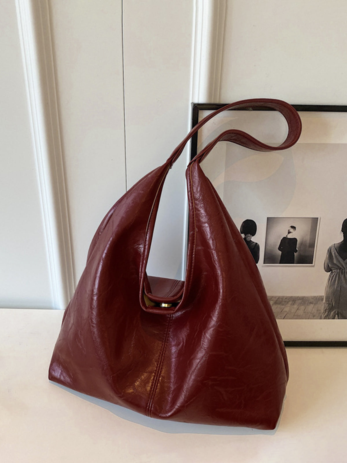 Leisure Button Clasp Hobo Bag-Chicvia