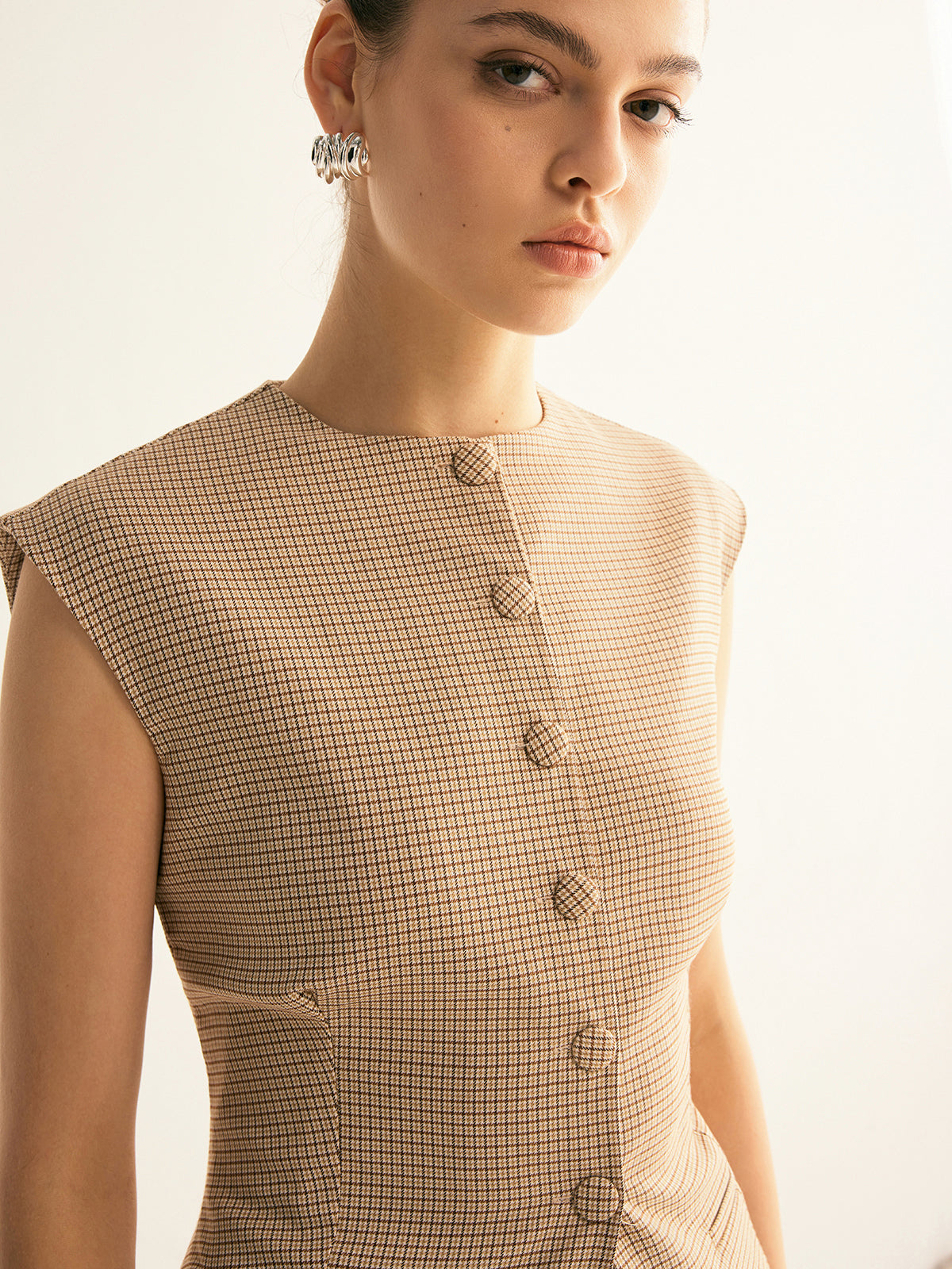 Plaid Button Down Slim Vest-Chicvia