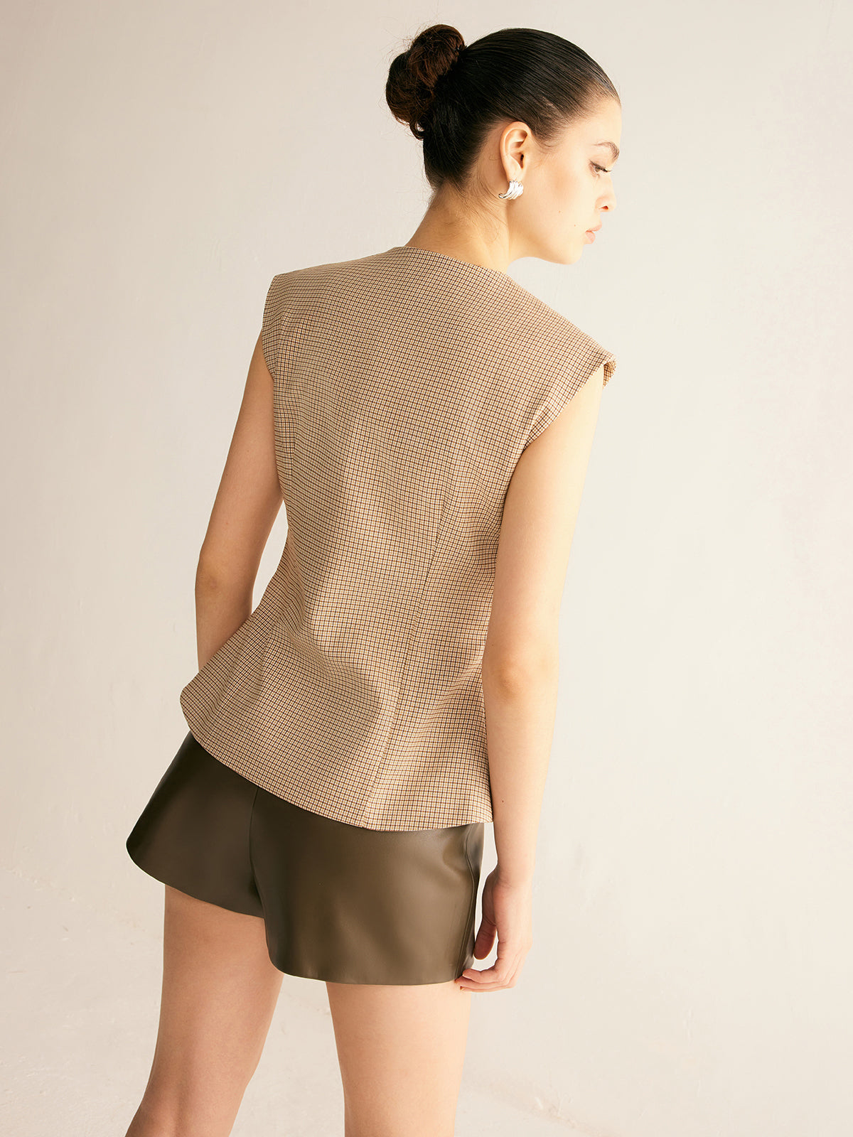 Plaid Button Down Slim Vest-Chicvia