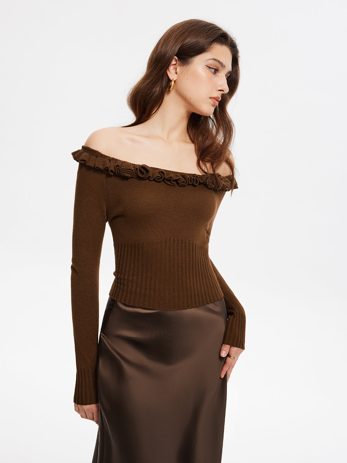 Cashmere-Blend Off-Shoulder Ruffle Sweater-Chicvia