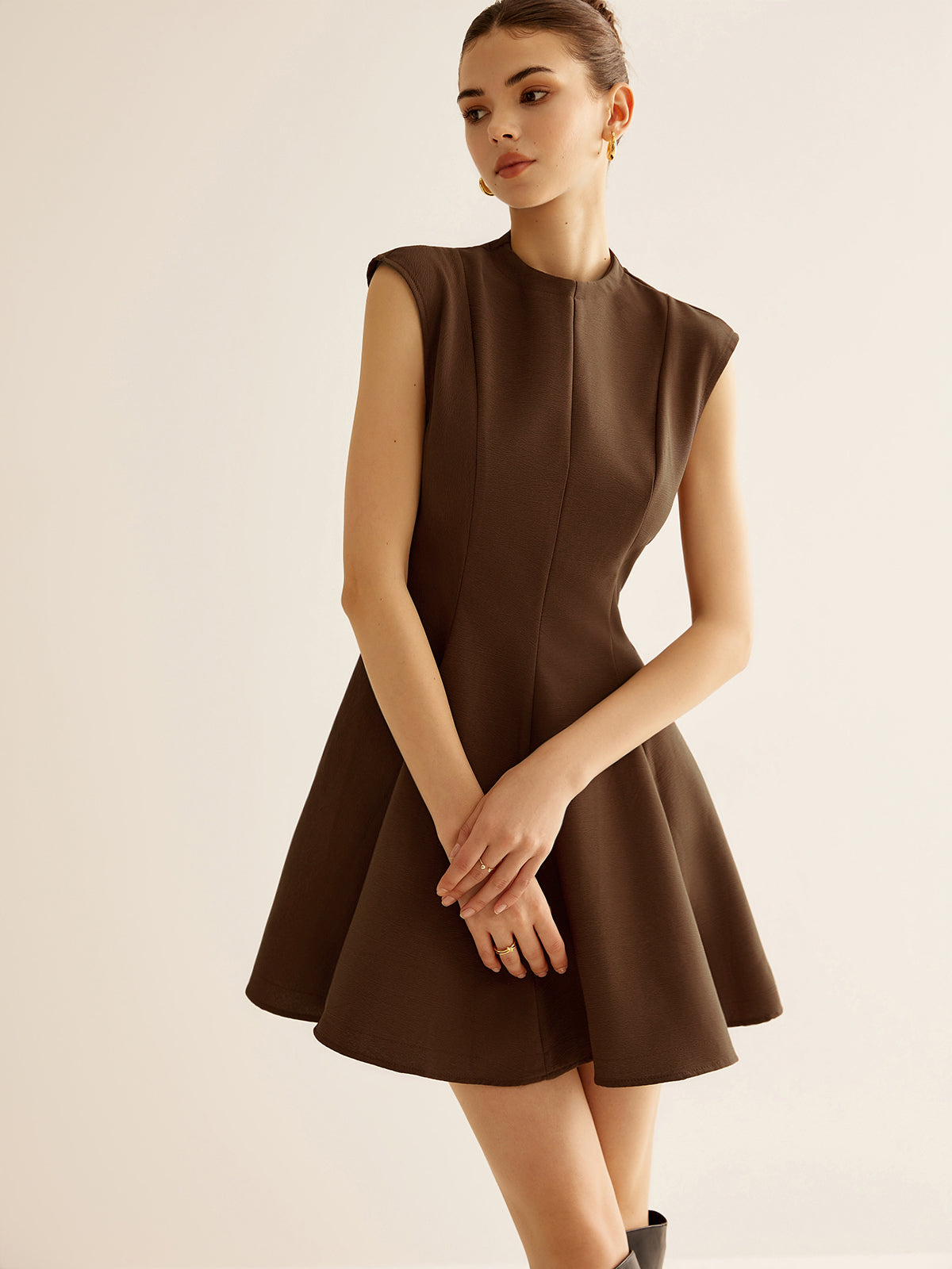 Pleated Piping Zipper Tank Dress-Chicvia