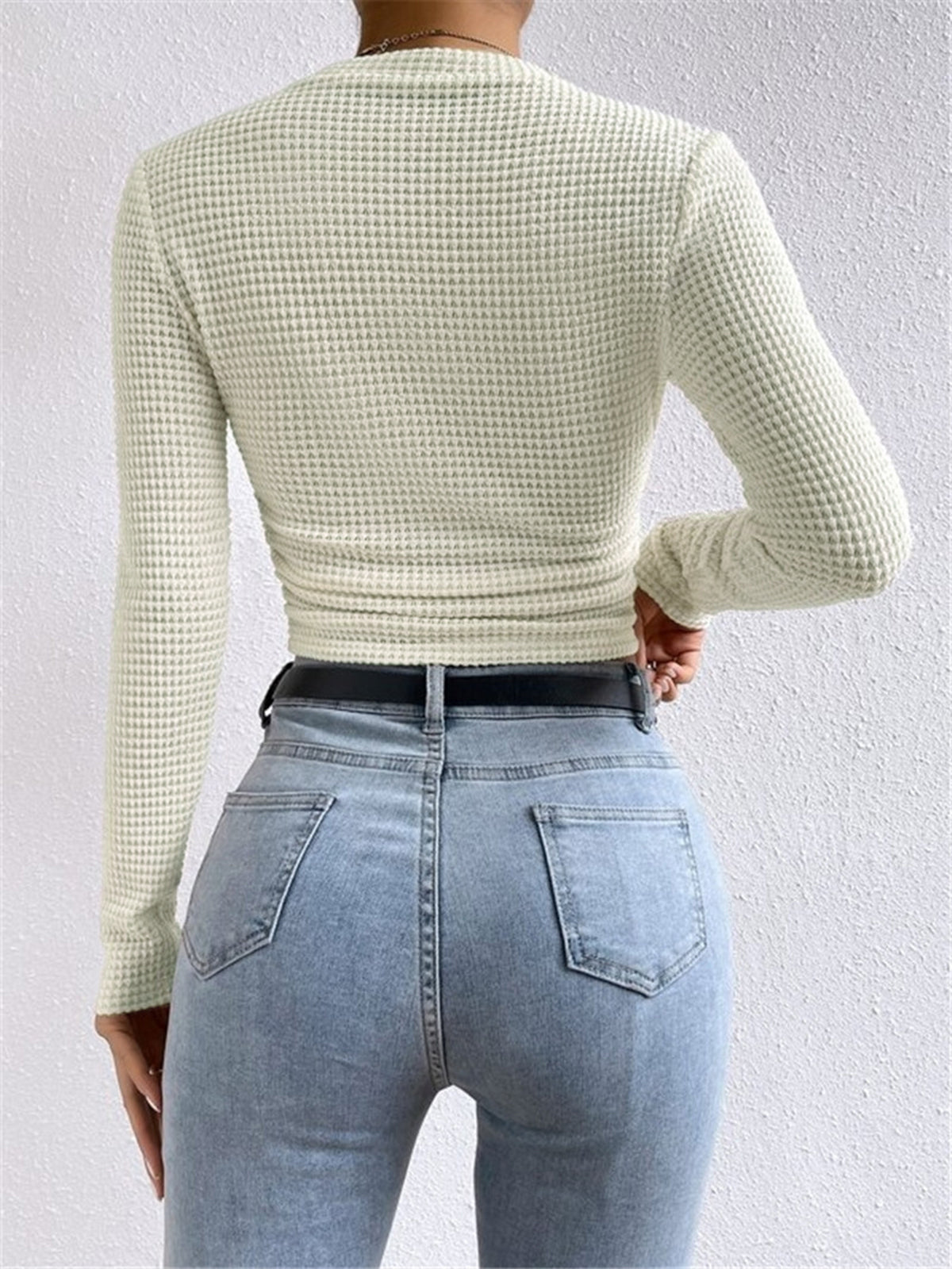 Plain Waffle Slim Sweater-Chicvia