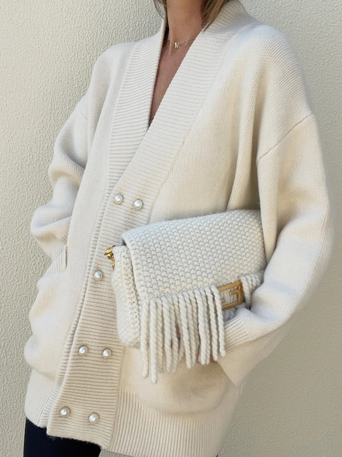 Elegant V-Neck Pockets Cardigan-Chicvia