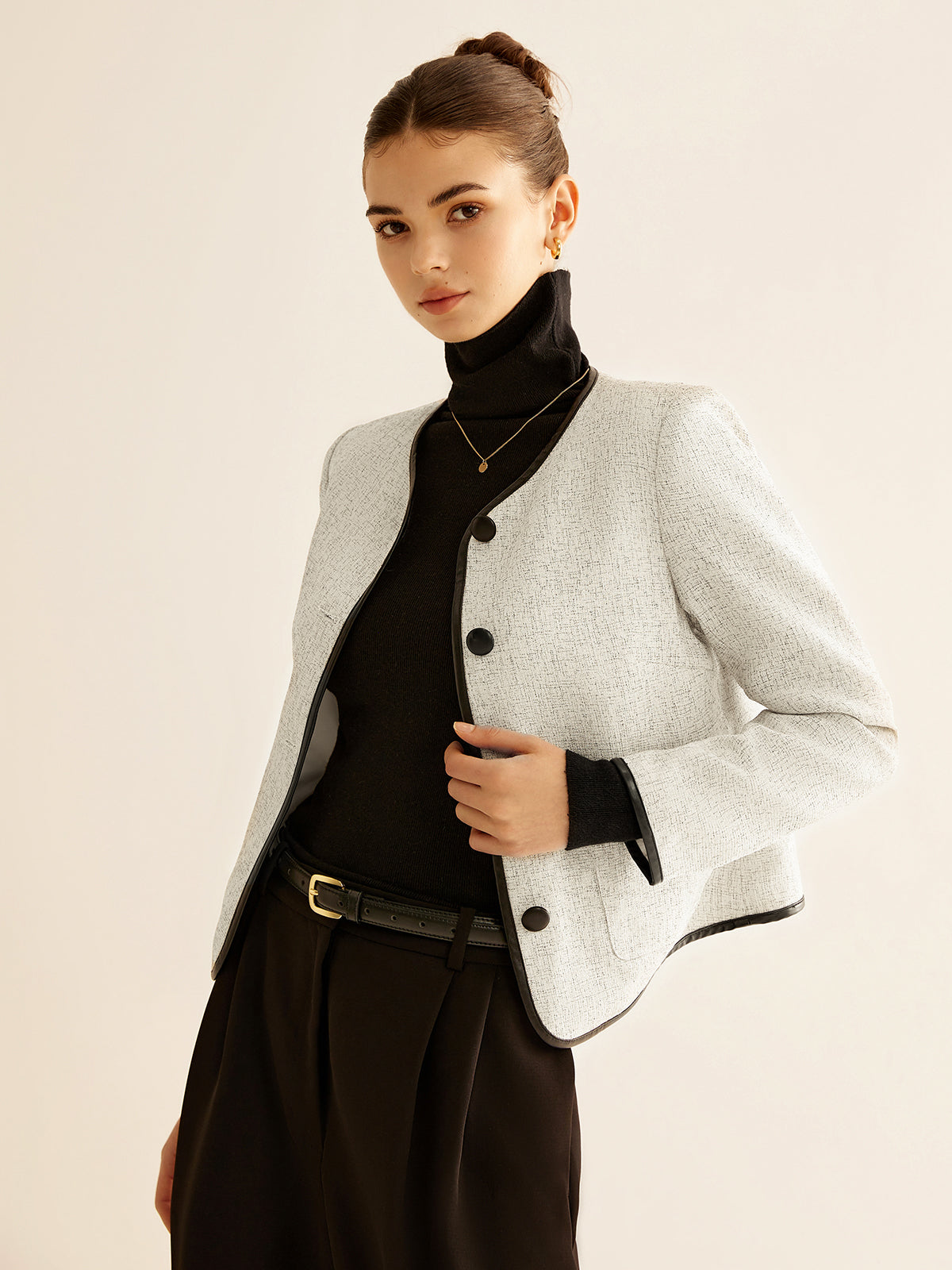 Elegant Contrast Trim Jacket-Chicvia