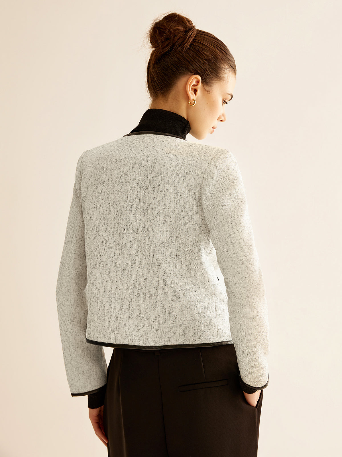 Elegant Contrast Trim Jacket-Chicvia