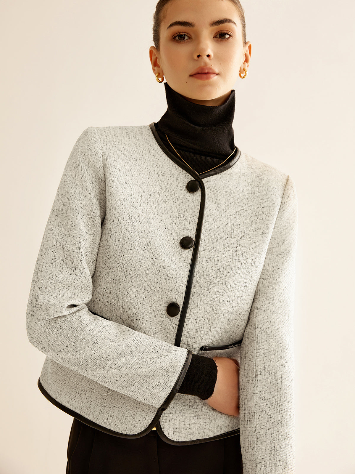 Elegant Contrast Trim Jacket-Chicvia